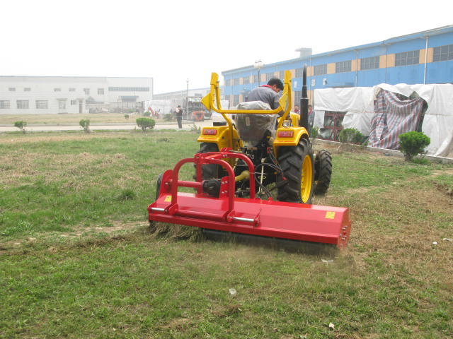 <h3>Front and Rear Mulcher</h3>